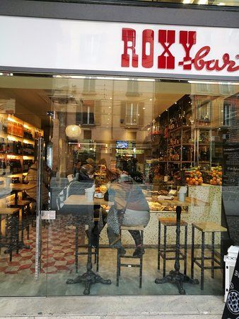 Roxy Bar